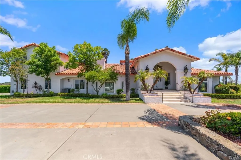 43110 Palomino, Temecula, California 92590 home-pic-1